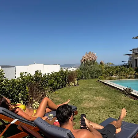 Exclusive Luxury With Private Pool & Sea View *