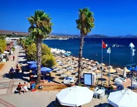 Exclusive Luxury With Private Pool & Sea View *